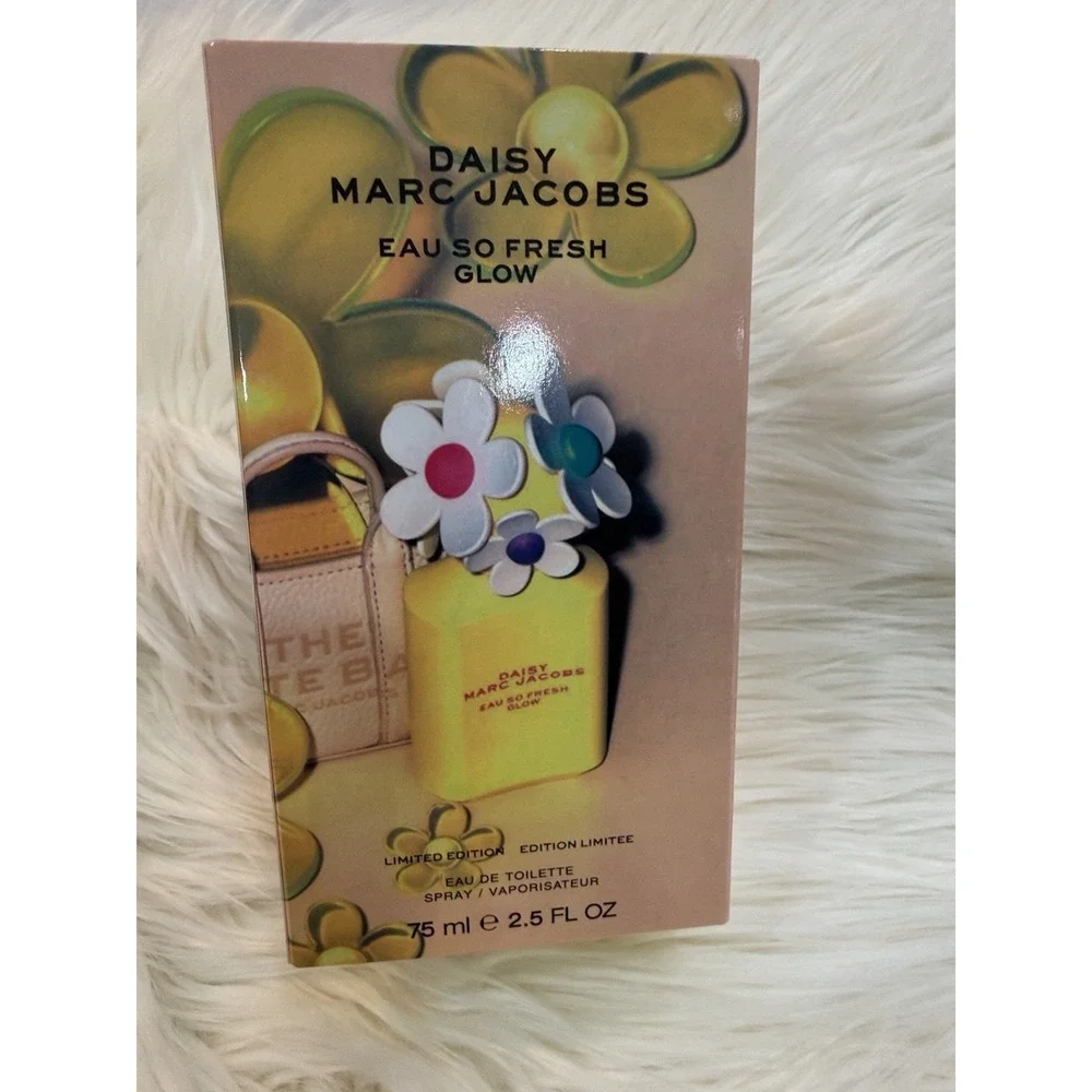 Marc Jacobs Daisy Eau So Fresh Glow Limited Edition EDT – 2.5 fl oz / 75ml